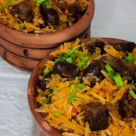 Abacha aka African Salad. Abacha Made from Cassava, processed and finely grated into flakes. I made this for my little ones. A perfect abacha recipe for those who don't like palm oil. #africanfoodstore #africanfoods #abacha African Salad, African Food, Palm Oil, Salad, Quick Saves