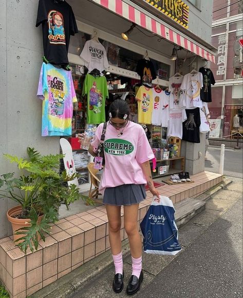 Tokyo Summer Outfits, Tokyo Outfits, Japan Outfits, Aesthetics Fashion, Outfit Aesthetics, Japan Outfit, Nashville Outfits, City Outfits, Trends 2023