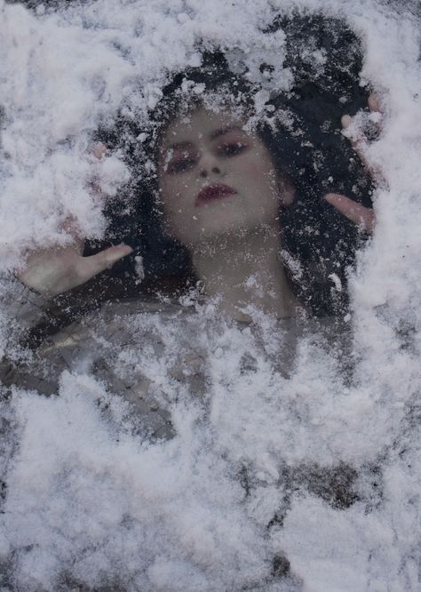 #ice #snow #winter #portrait #face #girl #nimueh Ice Queen Photoshoot, Ice Photoshoot, Queen Photoshoot, Winter Portrait, Winter Queen, White Goth, Portrait Face, Winter Face, Face Girl