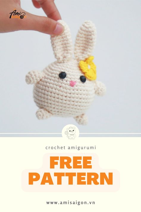 Introducing our Chubby Rabbit with Flower Amigurumi, a delightful pattern that combines cuteness and charm. Create this adorable bunny with its blooming flower accessory, adding a touch of whimsy to your crochet collection. Get ready for a delightful crafting journey! Flower Amigurumi, Flower Animals, Amigurumi Rabbit, Knitted Teddy Bear, Animals Crochet, Crochet Collection, Easter Crochet Patterns, Crochet Frog, Crochet Rabbit