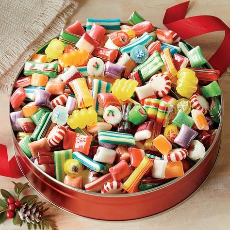 Christmas Toys 2022, 80s Christmas Decorations, 70s Christmas Decorations, Christmas Hard Candy, Old Fashion Christmas Decorating Ideas, Hard Christmas Candy, Grandma Candy, Old Fashioned Christmas Candy, 60s Christmas