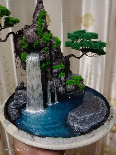 Mountain Crafts For Kids, Nature Cake, Mountain Crafts, Diy Waterfall, Bonsai Nursery, Miniature Zen Garden, Kolam Air, Mini Waterfall, Japanese Garden Landscape