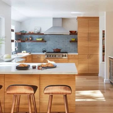 75 Kitchen Ideas You'll Love - August, 2022 | Houzz Contemporary Kitchen Design, Custom Kitchens, Kitchen Pictures, Modern Ceiling, Beautiful Kitchens, Contemporary Kitchen, White Kitchen, A Kitchen, Modern Kitchen Design