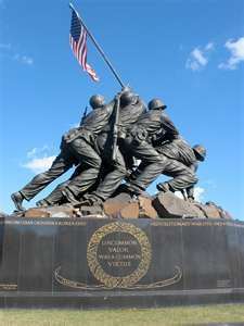 Iwo Jima Monument Human Composition, Conservative Views, Iwo Jima Memorial, American Flag Pictures, Usmc Quotes, History Quiz, Patriotic Pictures, Washington Dc Travel, Iwo Jima