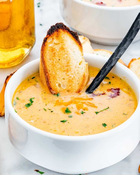 Bacon Beer Cheese Soup, Wisconsin Cheese Soup, Wisconsin Beer Cheese Soup, Beer Cheese Soup Recipes, Beer Soup, Beer Cheese Soup, Soup Store, Cheese Soup Recipe, Beer Cheese Soups