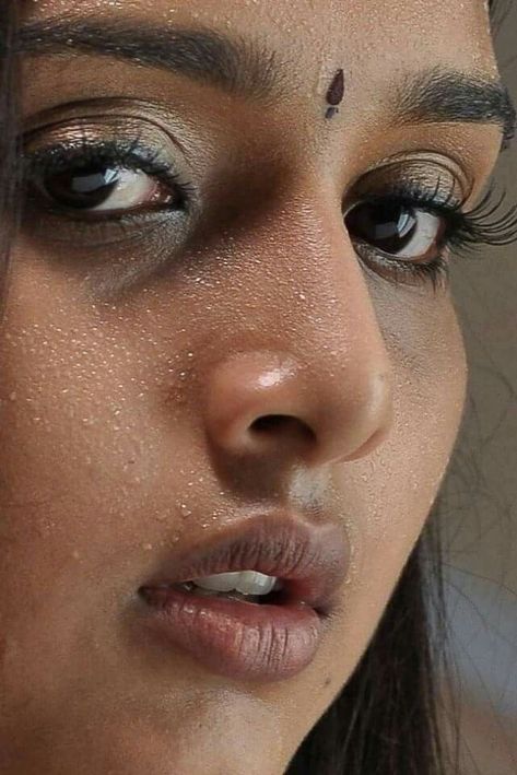 Art Eyes, Lips Photo, Indian Natural Beauty, Actress Without Makeup, Model Art, Beauty Face Women, Bollywood Girls, Beautiful Lips, Beautiful Smile Women