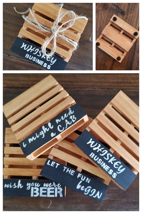 Mini Pallet Coasters Diy, Diy Mini Pallet Ideas, Wooden Christmas Coasters Diy, Dollar Tree Pallet Coasters, Costers Diy Wooden, Mini Pallet Ideas, Mini Pallet Coasters, Pallet Coasters, Coaster Ideas