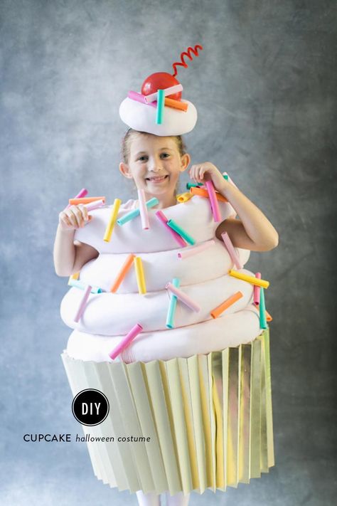 Diy Cupcake Costume For Women, Cupcake Outfit, Cupcake Halloween Costumes, Candy Halloween Costumes, Cake Costume, Cupcake Costume, Food Costumes, Diy Cupcakes, Diy Halloween Costume