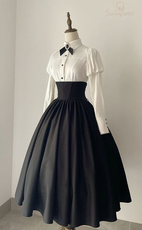 New Release: SunnyTree Lolita 【-Fiery Kiss to the Night-】 Lolita Blouse and Skirt ◆ Shopping Link >>> https://lolitawardrobe.com/sunnytree-lolita-fiery-kiss-to-the-night-vintage-classic-lolita-blouse-and-skirt_p8144.html Black Skirt With White Blouse, Black Vintage Outfits, Old Fashioned Outfits Vintage, Black Vintage Dress, Black Dress Vintage, Japanese Lolita Fashion, Shopping Link, Classic Lolita, Aesthetic Dress