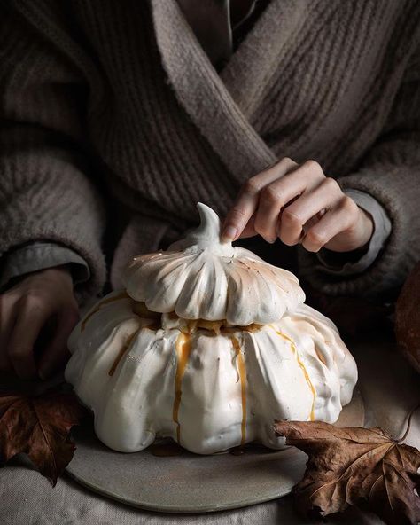 Pumpkin Meringue, The Great British Bake Off, My Notebook, Peach Lustre, Luster Dust, Cloud Shape, Great British Bake Off, Fall Inspiration, Cute Pumpkin