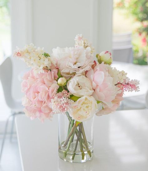 Artificial flower arrangements for home decor - Miss M.V. Peony Centerpiece, Water Centerpieces, Silk Flower Centerpieces, Peonies Centerpiece, Pink Flower Arrangements, Pink Centerpieces, Growing Peonies, Pink Flowers Wallpaper, Flower Centerpiece