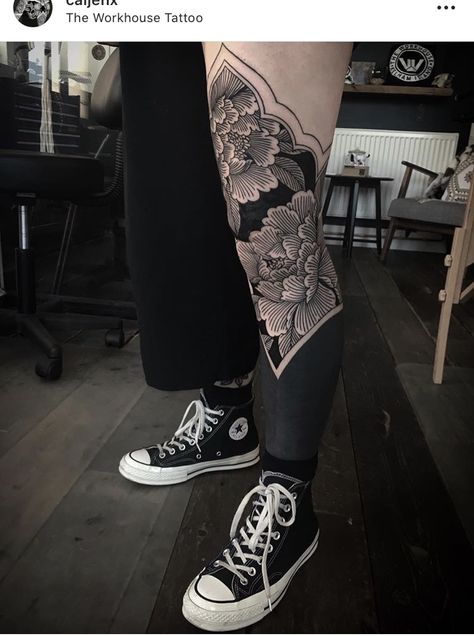 Blackout Tattoo, Floral Tattoo Sleeve, Leg Tattoos Women, Leg Sleeve Tattoo, Knee Tattoo, Sleeves Ideas, Leg Sleeves, Black Ink Tattoos, Feminine Tattoos