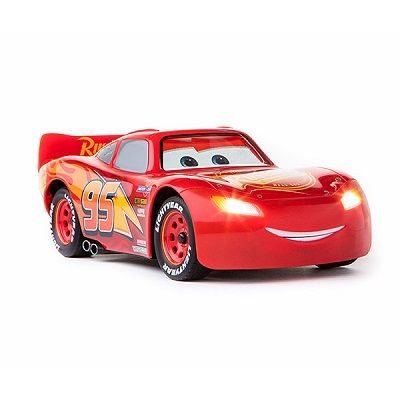 Sphero's Ultimate Lightning McQueen RC - complete with animated eyes, emotive suspension and animatronic mouth Rio 2 Movie, Bandana Naruto, Boy Car Room, Disney Cars Movie, Cars Disney Pixar, Disney Cars 3, Cool Toys For Boys, Disney Cars Party, Cars Party