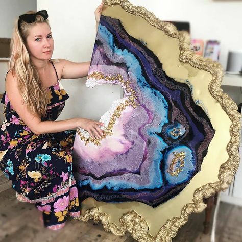 1,772 Likes, 27 Comments - Fluidart Resinart Alcoholink • (@abstractart_daily) on Instagram: “Daily resinart inspiration @resinart_daily & @abstractart_daily  Artist @antuanelle.art…” Diy Resin Painting, Resin Art Table, Ocean Abstract Art, Epoxy Resin Geode, Gemstone Artwork, Epoxy Wall Art, Resin Canvas, Geode Wall Art, Geode Crystals