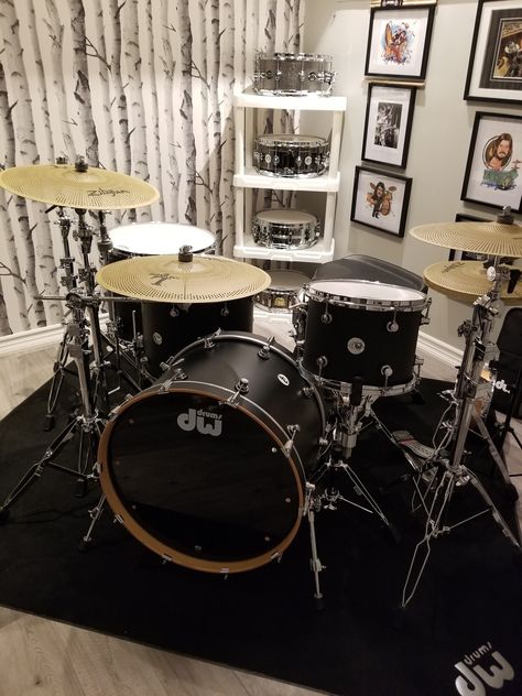 Drum Set In Bedroom, Drum Set Aesthetic, Drums Aesthetic, House Projects Architecture, Drum Room, Instagram Animation, Jazz Band, Hobby Room, Music Aesthetic