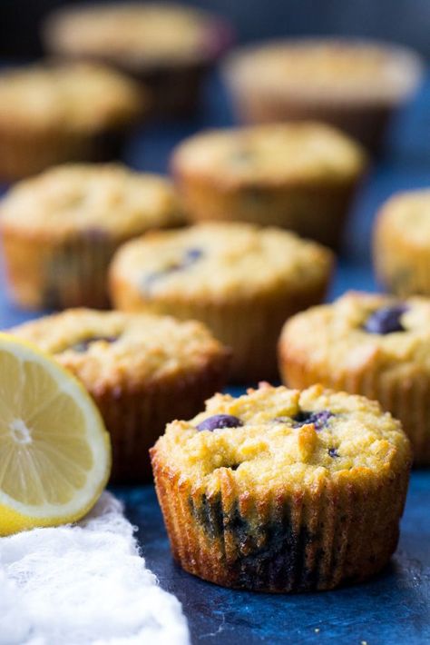 Paleo Running Momma, Muffins Paleo, Paleo Muffins, Breakfast Low Carb, Nut Free Recipes, Lemon Poppyseed Muffins, Lemon Blueberry Muffins, Paleo Baking, Paleo Sweets