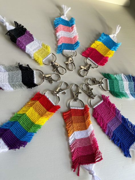 Lgbtq Keychain, Lgbtq Crafts, Keychains Macrame, Pride Accessories, Lgbtq Pride Flag, Pretty Flowers Pictures, Paper People, Hello Kitty Characters, Custom Flags