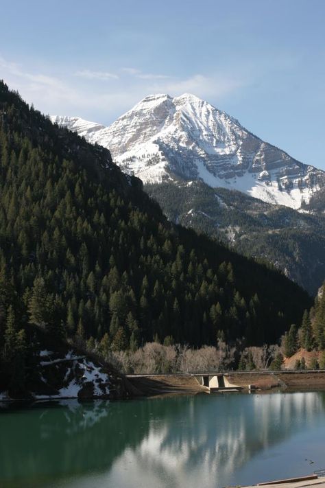 Silver Glance Lake with Timp in the background - American Fork Canyon, Utah American Fork Canyon, Utah Mountains, Dog Camping, Awesome Places, Park City Utah, Summer Plans, Lds Temples, Camping Fun, Types Of Photography