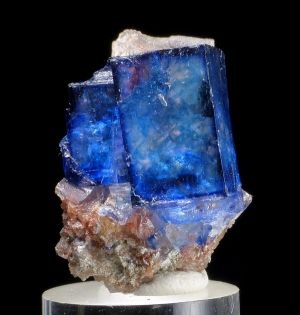 Halite, Sylvite - Intrepid Potash East Mine Carlsbad New Mexico USA  Size: 3 x 2 x 2 cm Weight: 9.2 g Minerals Crystals Rocks, New Mexico Usa, Rock Minerals, Fine Minerals, Pretty Rocks, Beautiful Rocks, Mineral Stone, Minerals And Gemstones, Rocks And Gems