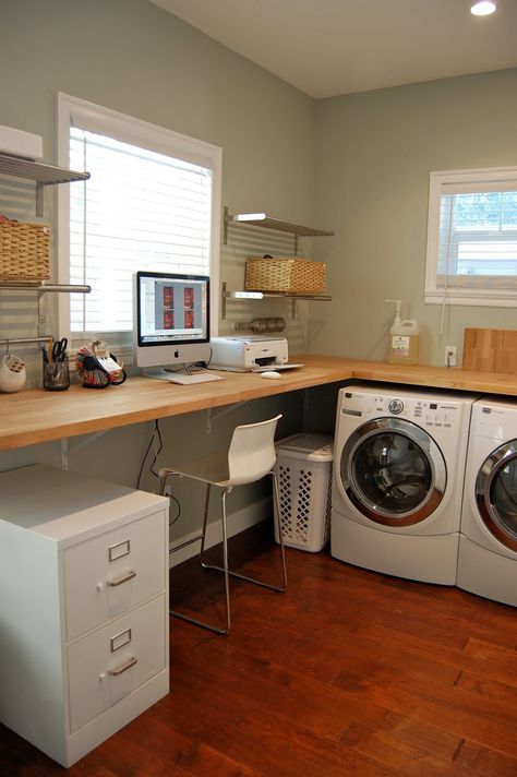 Simple open shelving Small Office In Laundry Room, Office In Laundry Room Small Spaces, Utility And Office Room, Laundry Room Office Ideas, Laundry And Study Room, Office And Utility Room, Laundry Room Office Combo Layout, Utility Room Office, Office Utility Room Ideas