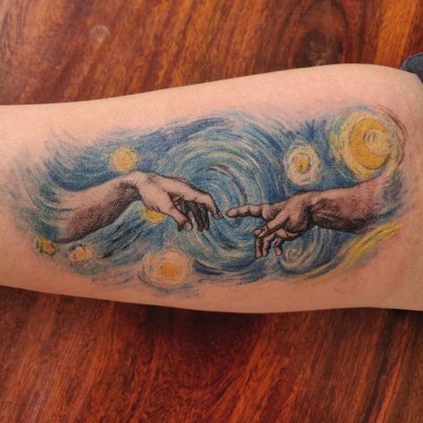 Michelangelo Tattoo, Adam Michelangelo, Starry Night Tattoo, Van Gogh Tattoo, Night Tattoo, Tatoo Inspiration, Circle Tattoos, Vincent Van Gogh Art, Arte Van Gogh