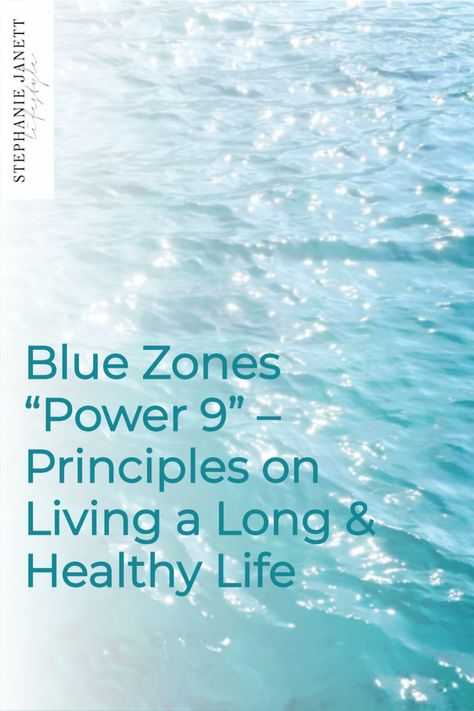 Design your lifestyle by implementing healthy daily practices with the “Power 9” Blue Zone principles. Live longer, healthier and happier lives with 9 elements that influence increased longevity. Want to live to 100? Try these 9 Blue Zone lifestyle tips that are centered around holistic wellness. Wellness tips from Blue Zone regions around the world. #wellness #bluezones #power9 #healthylifestyle #dailypractices #mindbodyspirit #selfcare #longevity Blue Zone Challenge, Blue Zone Lifestyle, Blue Zones Lifestyle, Longevity Lifestyle, Blue Zone Recipes, Veg Diet, Zone Diet Recipes, Teenage Books, Blue Zones Diet