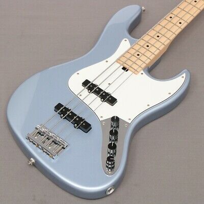 Blue Bass Guitar, Blue Guitar, Electric Guitar Design, All About That Bass, Guitar Obsession, Cool Electric Guitars, Blues Guitar, Blue Ice, Guitar Building