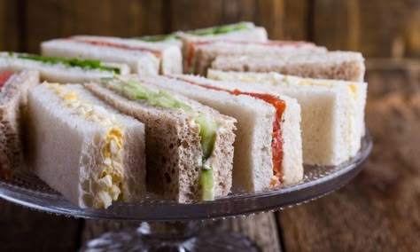 Healthy Sandwich Fillings, Sandwich Torte, Finger Sandwich, Fruit Scones, English Breakfast Tea, Sandwich Fillings, Mini Sandwiches, Finger Sandwiches, Healthy Sandwiches