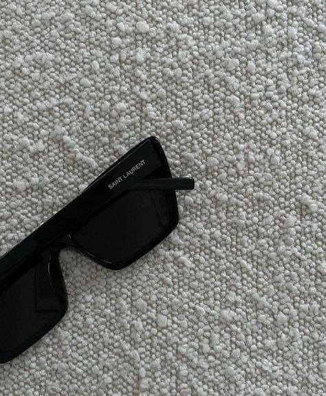 Ysl Shades, Designer Shades Sunglasses, Stylish Sunglasses Women, Ear Piercing Studs, Fancy Glasses, Ysl Sunglasses, Lux Fashion, Minimal Accessories, Fashion Eye Glasses