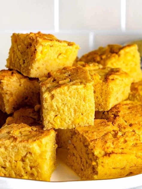 Vegan Cornbread - The Plant Based School Almond Flour Cornbread, Cornbread Sticks, Vegan Polenta, Cornmeal Bread, Vegan Pumpkin Bread, Vegan Cornbread, Plant Based School, Non Dairy Butter, Lentil Chili