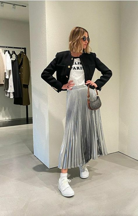 Grey Plisse Skirt Outfit, Pleated Silver Skirt Outfit, Pleated Metallic Skirt Outfit, Long Silver Skirt Outfit, Silver Maxi Skirt Outfit, Silver Skirt Outfit Metallic, Gold Pleated Skirt Outfit, Silver Pleated Skirt Outfit, Gray Pleated Skirt Outfit