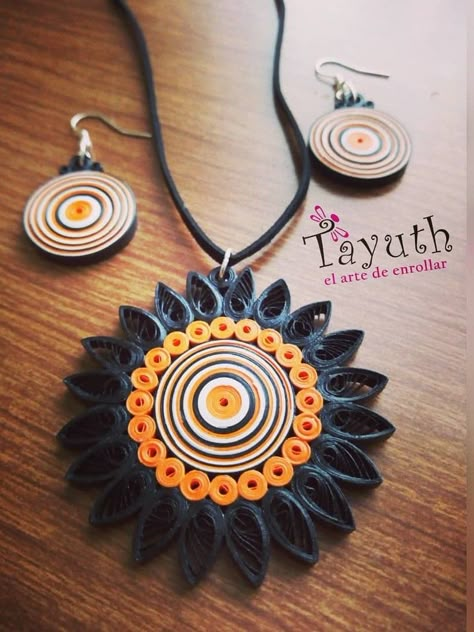 Quilling Necklace, Quilling Jewellery, Paper Quilling Earrings, Arte Quilling, Paper Quilling Tutorial, Paper Jewellery, Diy Earrings Easy, Paper Quilling Flowers, Paper Quilling Cards