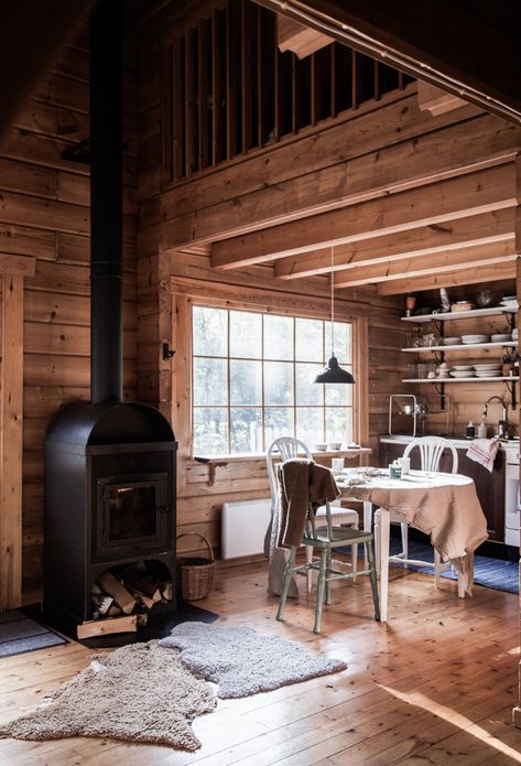 Our Weekend At A Swedish Cabin In The Calm of The Forest Swedish Cabin, Scandinavian Cabin, Cabin Remodel, My Scandinavian Home, Farmhouse Style Lighting, Alpine Chalet, Dream Things, Norwegian Wood, Cabin Interiors