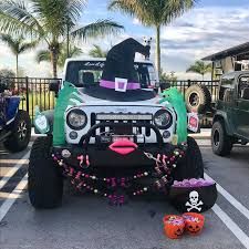 Trunk Or Treat Jeep Wrangler Ideas, How To Decorate Your Jeep For Halloween, Halloween Jeep Decorations Trunk Or Treat, Halloween Jeep Ideas, Jeep Wrangler Trunk Or Treat, Trunk Or Treat For Jeep Wrangler, Jeep Wrangler Trunk Or Treat Ideas, Trunk Or Treat Jeep Ideas, Jeep Halloween Trunk Or Treat