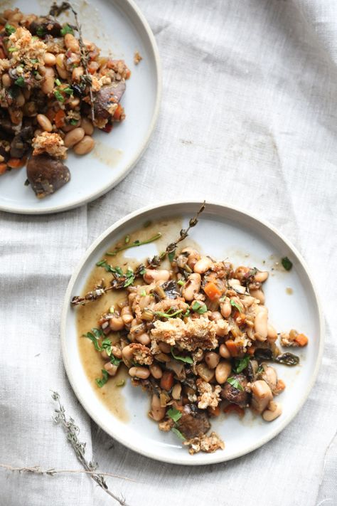 Vegetarian Cassoulet with Mushrooms and Chard - Feed Me Phoebe Vegetarian Cassoulet Recipe, Vegetarian Cassoulet, Zone Diet Recipes, Blue Zones Diet, Blue Zones Recipes, Zone Recipes, Vegan Main Course, Vegetarian Thanksgiving Recipes, Zone Diet