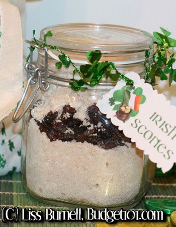 Scone Mix In A Jar, Bread Mix Recipes, Make Your Own Bread, Irish Scones, Mix In A Jar, Irish Tea, Scone Mix, Homemade Dry Mixes, Homemade Mixes