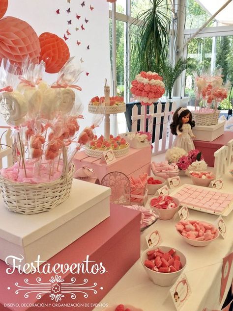 Candy bar, comunion trendy, blog comuniones, trajes comunion, 6 Candy Bar Comunion, Fancy Nancy Party, Parisian Theme, Fiesta Decorations, Ballerina Birthday, Giada De Laurentiis, Candy Table, Candy Bars, Candy Party