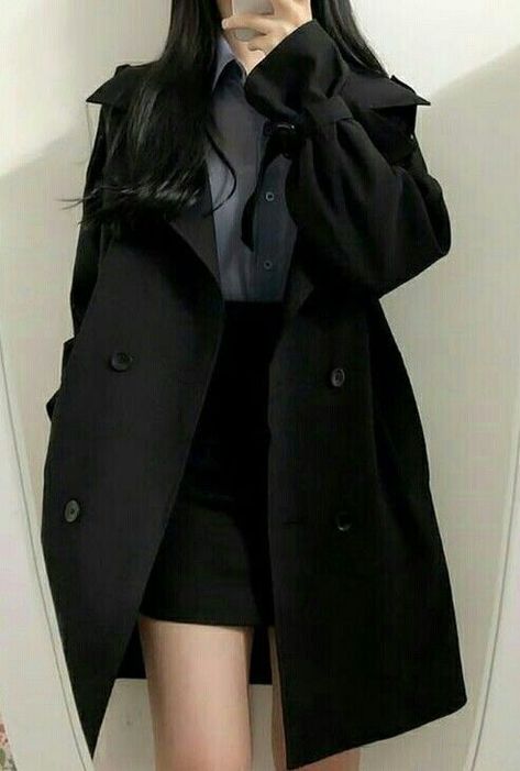 Korean Casual Outfits, Korean Fashion Dress, Tomboy Style Outfits, Kpop Fashion Outfits, 가을 패션, Teenage Fashion Outfits, Edgy Outfits, Korean Outfits, Kpop Fashion