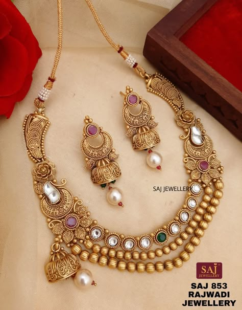 5 Tola Gold Set Design, 3 Tola Gold Set Design, Gold Set Design, Bridal Foot Jewelry, Indian Gold Necklace Designs, Indian Gold Necklace, Simple Necklace Designs, Wedding Jewellery Designs, Unique Gold Jewelry Designs