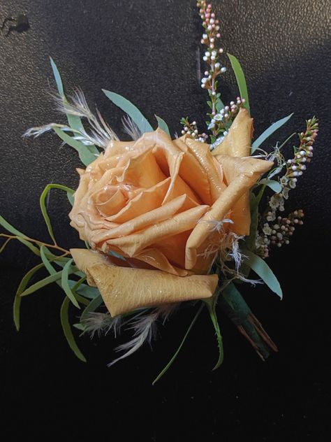 Toffee Rose Boutonniere, Toffee Rose, Wearable Flowers, Rose Boutonniere, Groom Boutonniere, September Wedding, Bridal Bouquets, Boutonniere, Toffee