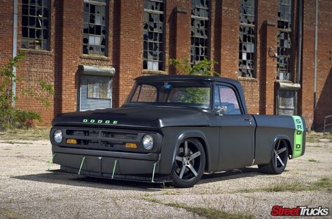 Dodge Pickup Trucks, Best Pickup Truck, Old Dodge Trucks, Custom Lifted Trucks, Muscle Truck, Quotes Dream, Truck Storage, Dodge Pickup, Custom Pickup Trucks