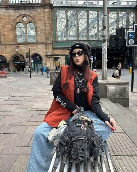 Chilly days in Glasgow 🏴󠁧󠁢󠁳󠁣󠁴󠁿♥️ #scotland #glasgow #travel #travelstyle #styleinspo #ootd #outfits #aesthetic Glasgow Style, Glasgow Scotland Aesthetic, Glasgow Aesthetic, One Day In Glasgow, Buchanan Street Glasgow, Glasgow, Travel Style, Scotland, Ootd