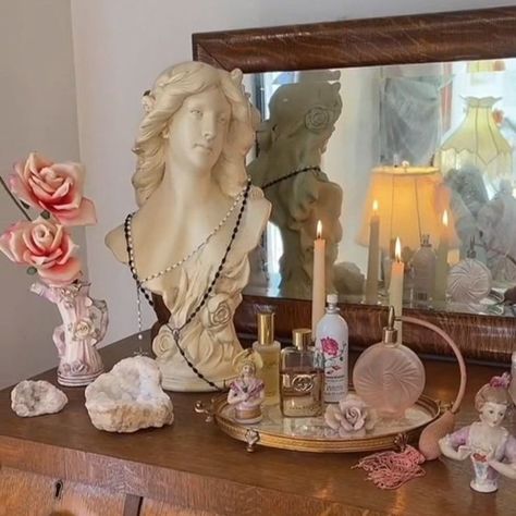 Roman Themed Bedroom, Greek Goddess Bedroom Aesthetic, Persephone Bedroom Aesthetic, Ancient Greek Bedroom Aesthetic, Greek Goddess Room Aesthetic, Aphrodite Room Aesthetic, Greek Mythology Room Decor, Aphrodite Decor, Greek Mythology Bedroom