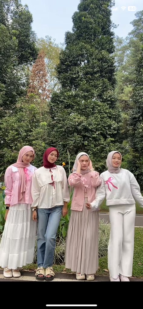 Dusty Pink Outfit, Dusty Pink Outfits, Hijab Casual Outfit, Brown Hijab, Ootd Ideas, Fashion Hijab, Hijabi Outfits, Outfit Hijab, Inspo Outfit