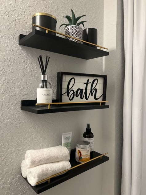 Half Bathroom Decor, Gold Bathroom Decor, Black And Gold Bathroom, Black Bathroom Decor, Bathroom Decor Themes, Black White Bathrooms, Bathroom Shelf Decor, Bathroom Decor Apartment, Restroom Decor