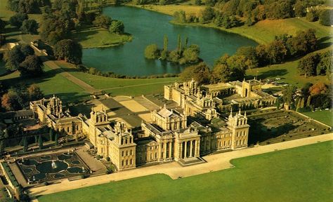 Woodstock Oxfordshire, Beautiful Rose Garden, English Houses, Oxfordshire England, English Manor Houses, Blenheim Palace, English Castles, Castle Mansion, Stately Homes