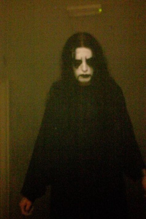 Xasthur Black Metal, Black Metal Pfp, Corpse Paint Black Metal, Black Metal Corpse Paint, Black Metal Aesthetic, Black Metal Fashion, Mayhem Black Metal, Corpse Paint, Black Metal Art