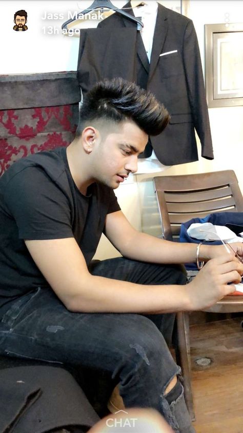 Jass Manak Hairstyle, Hair Styal, Skin Fade Hairstyle, Birthdate Tattoo, Beard Logo, Jass Manak, Drawing Couple Poses, Swag Boys, Handsome Celebrities