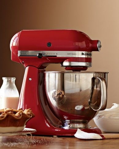 Red Kitchenaid Mixer, Red Kitchen Appliances, Kitchenaid Artisan Mixer, Kitchenaid Artisan Stand Mixer, Kitchenaid Bowl, Kitchenaid Artisan, Cupcakes Decorados, Countertop Appliances, Kitchenaid Stand Mixer