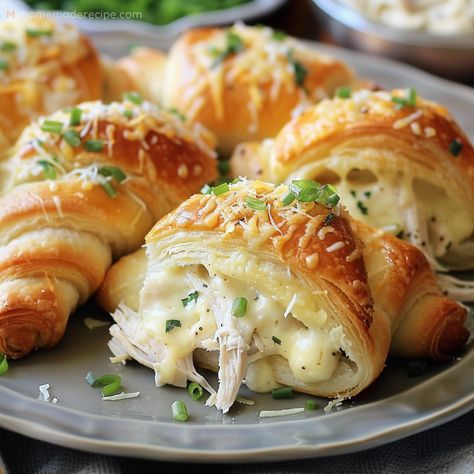 Indulge in the comfort of Chicken Stuffed Crescent Rolls, a culinary masterpiece that marries the crunchiness of golden crescents with the creamy, savory filling of seasoned chicken. It's a dish that promises to elevate your dining experience, blending simplicity with a touch of elegance. Chicken Stuffed Crescent Rolls, Stuffed Crescent Rolls, Crescent Roll Recipes Dinner, Recipes Using Crescent Rolls, Chicken Crescent Rolls, Crescent Recipes, Chicken Appetizers, Biscuit Dough, Chicken Stuffed